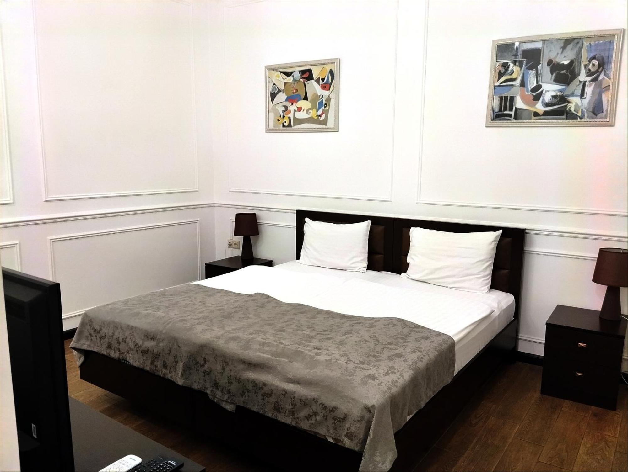 Boutique Living Hotel Erevan Exterior foto